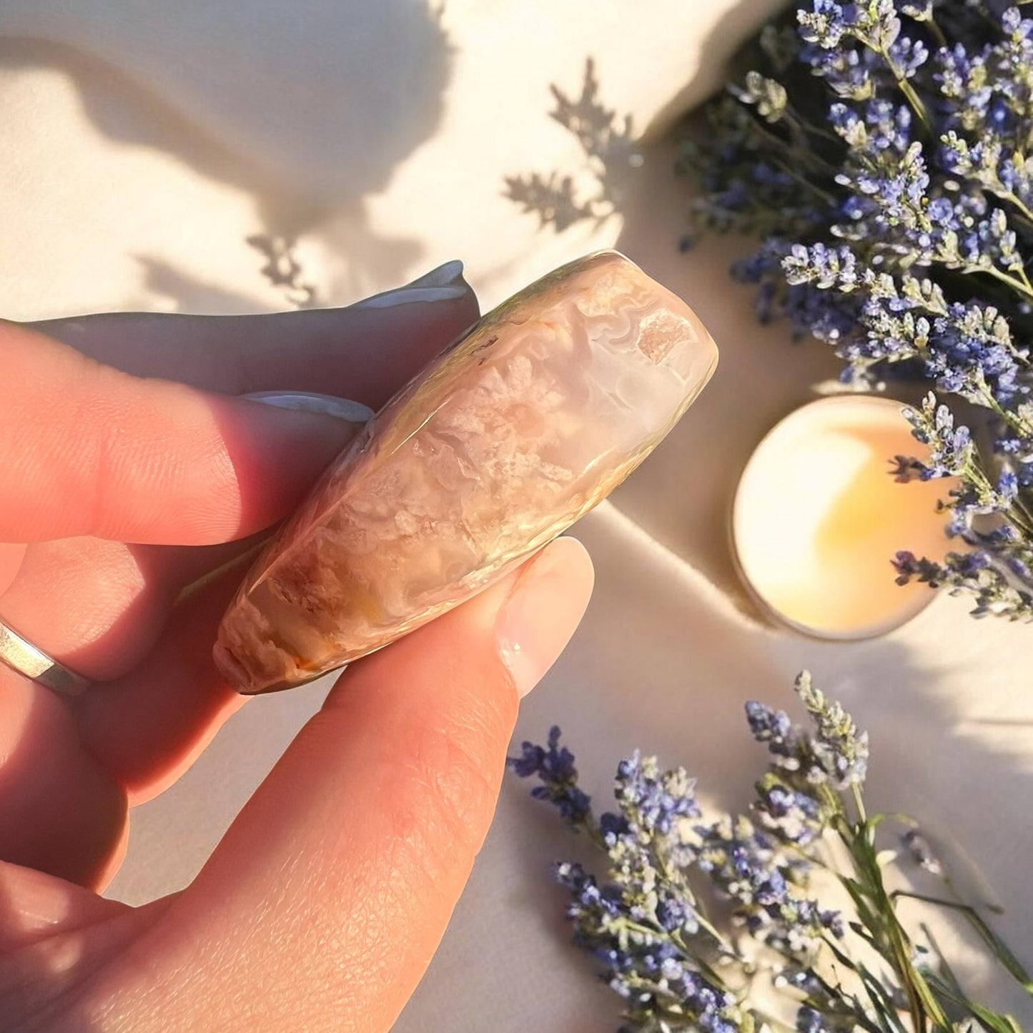 Flower Agate Crystal Heart Carving