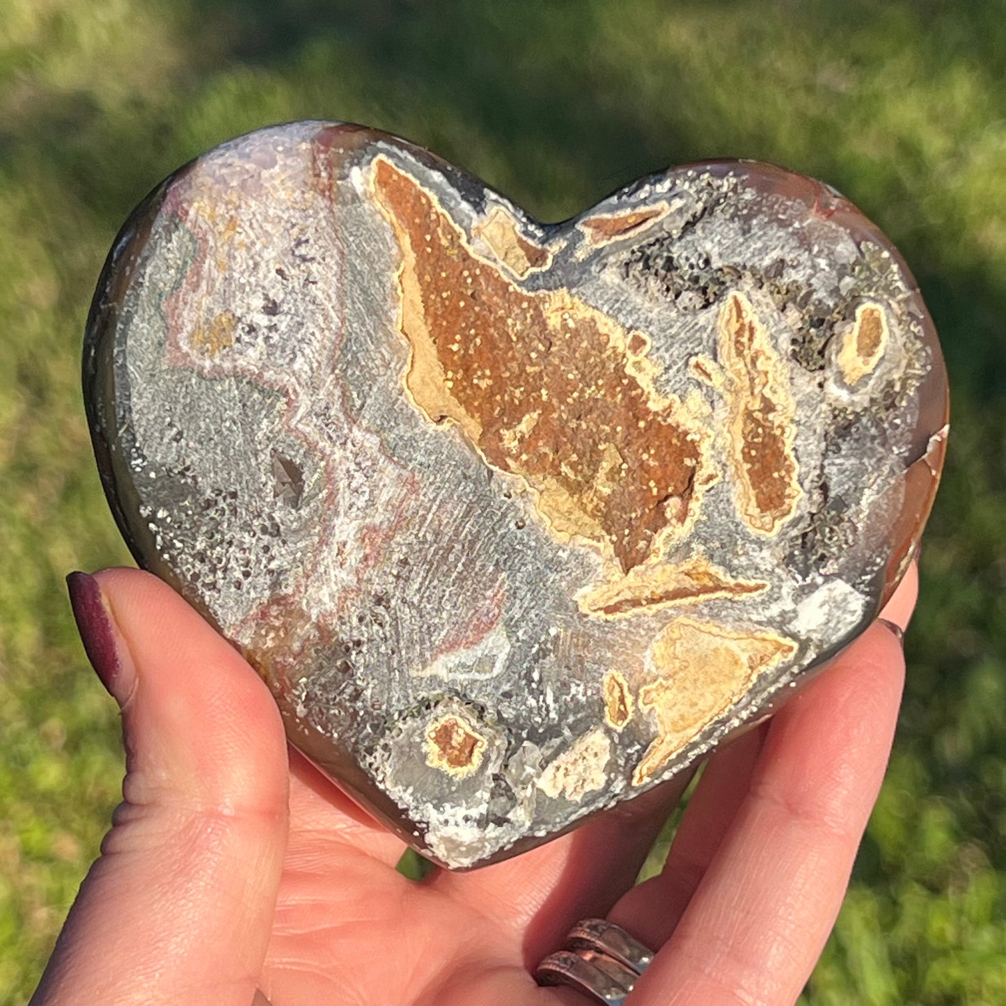 Chunky Ameythyst Crystal Heart Carving